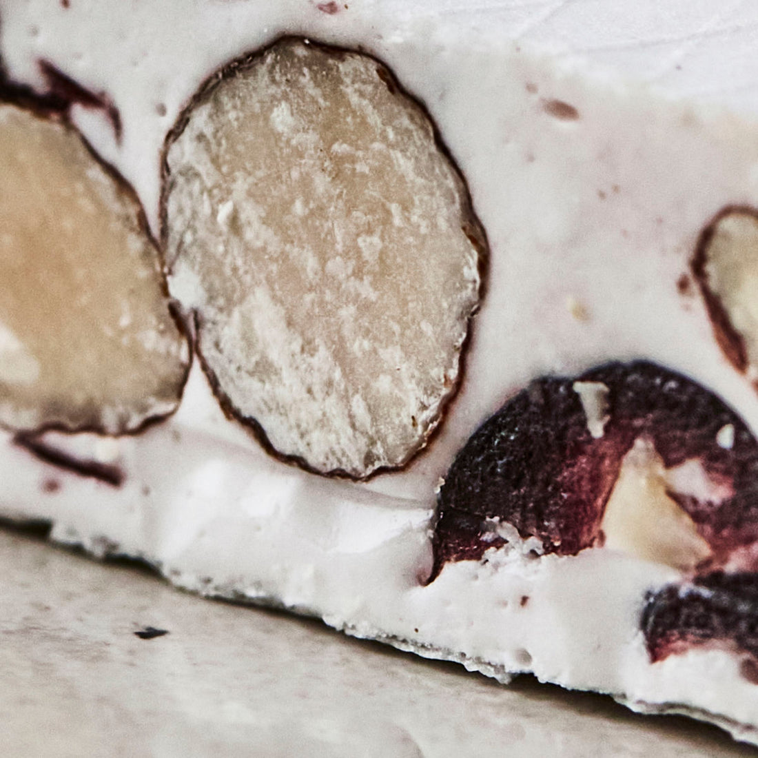 Weicher Nougat, Preiselbeeren