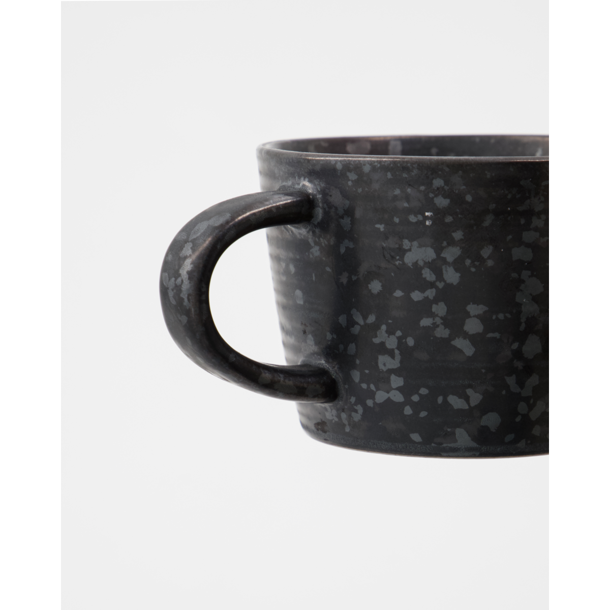 Tasse mit Untertasse, Hdpion, schwarz;