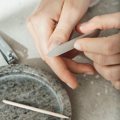 Nagelkit, Mkw. Nagelhautschub, Nagelfeile, kleiner Clipper und großer Clipper, grau