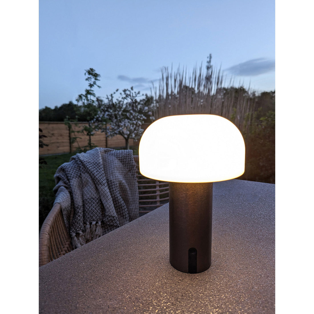 Haus Nordic Soham LED -Lampe