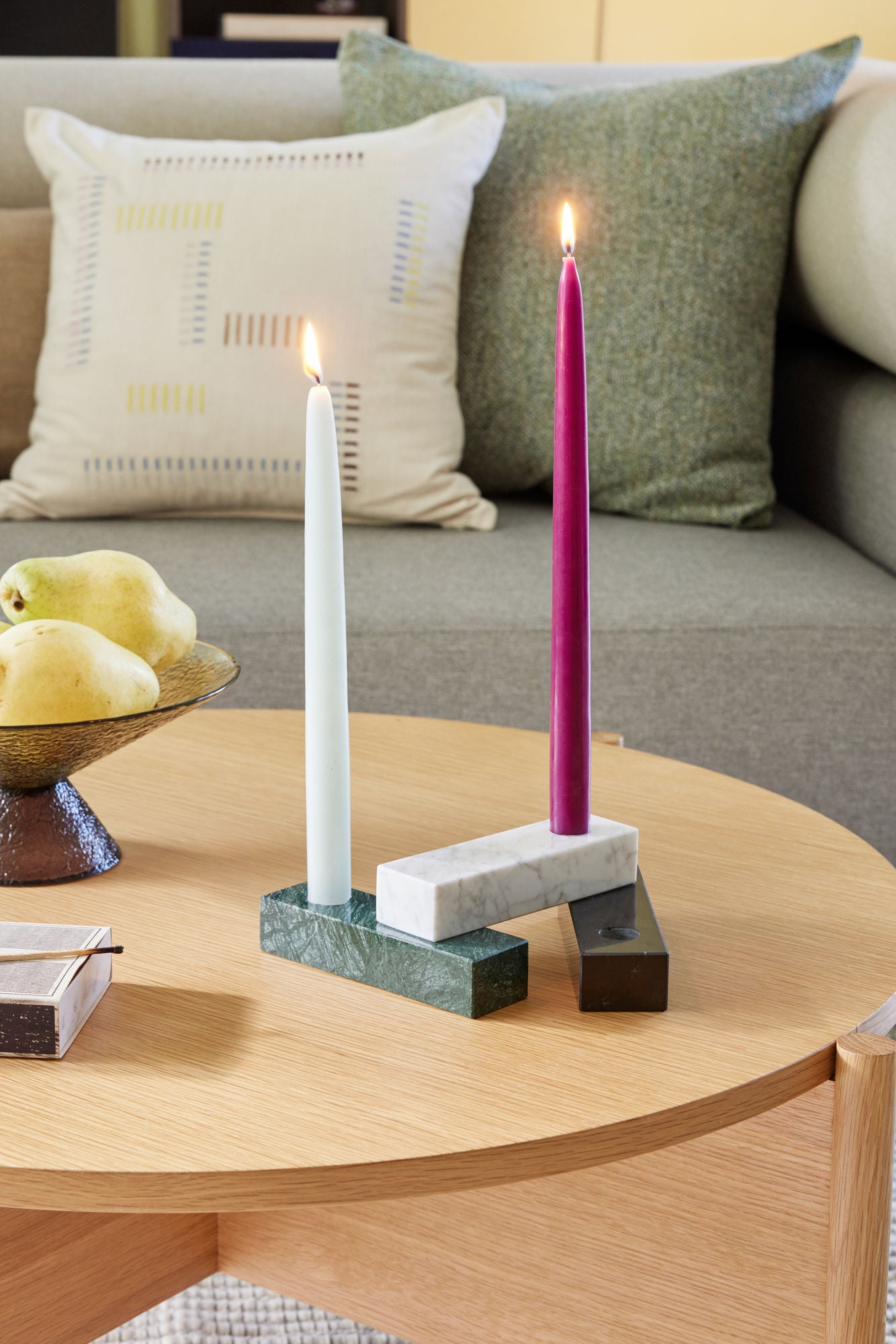 Hübsch Ziegel Candlestick Schwarz