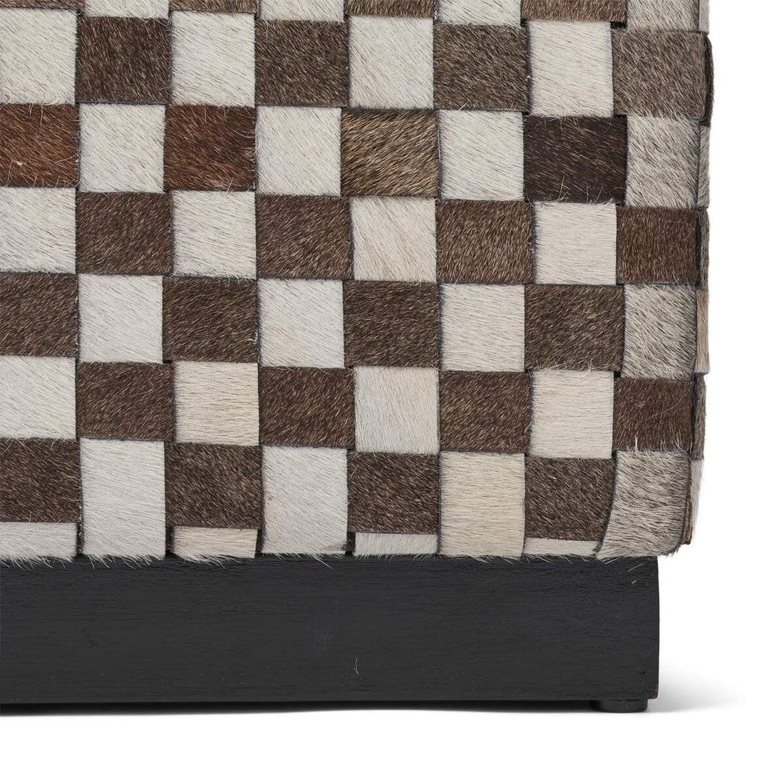 PUF | Koskind | Premium | Kalbleder | Cross Check -Design | 46x46 cm | 60x60 cm